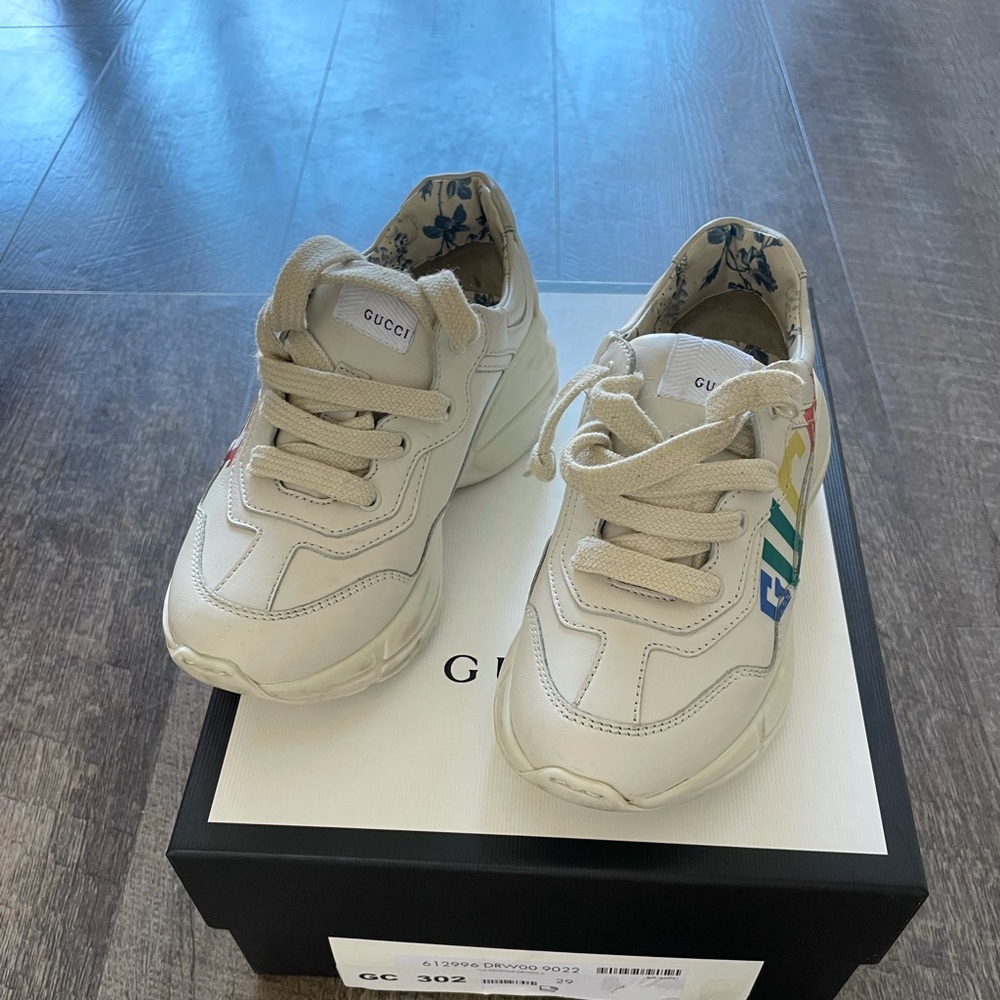 Gucci kids shoes